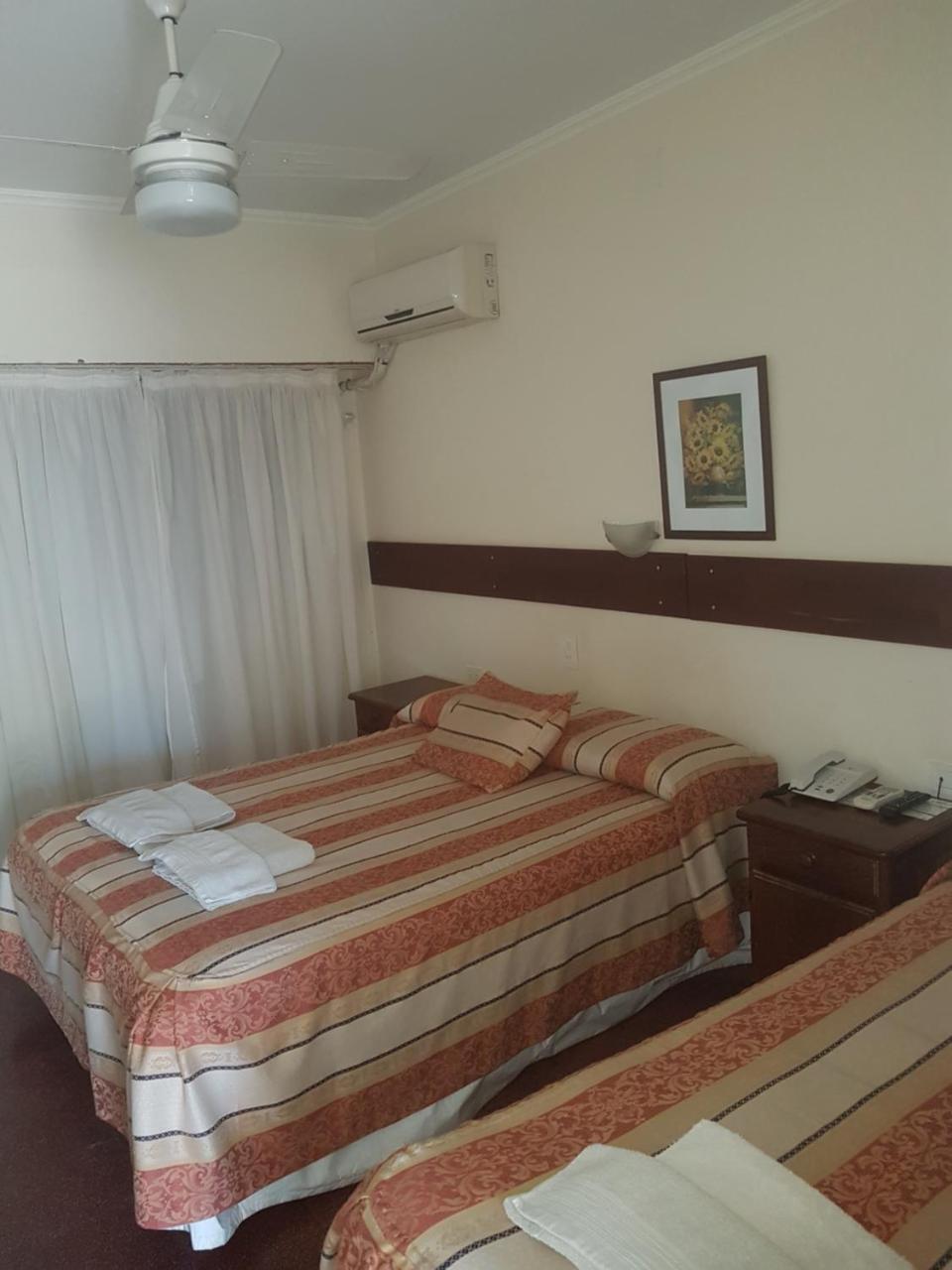 Hotel Avellaneda Avellaneda  エクステリア 写真