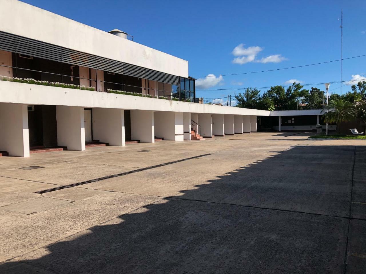 Hotel Avellaneda Avellaneda  エクステリア 写真